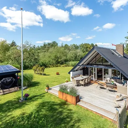 Frodde - 200m From The Sea By Interhome Feriehus *