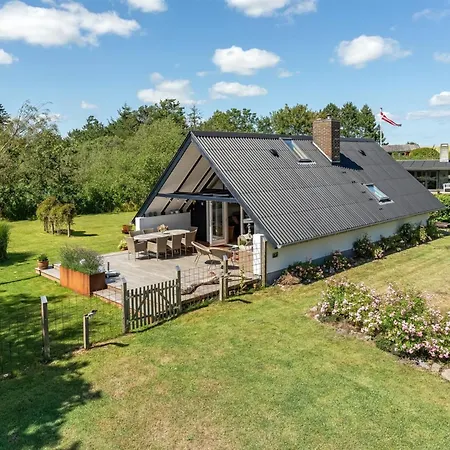 Frodde - 200m From The Sea By Interhome *