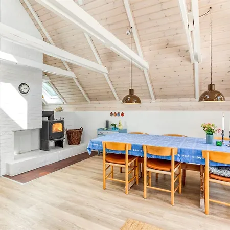 Hébergement de vacances Frodde - 200m From The Sea By Interhome *