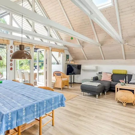 Hébergement de vacances Frodde - 200m From The Sea By Interhome