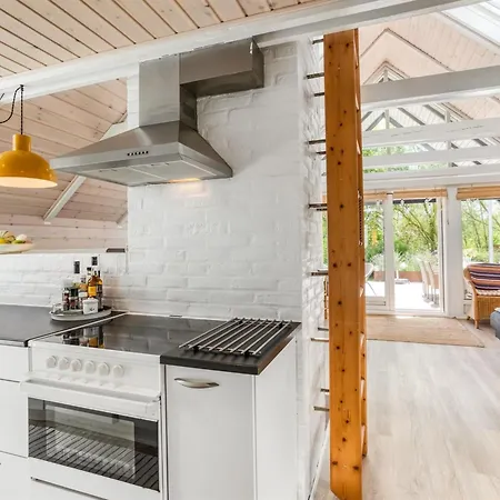 Frodde - 200m From The Sea By Interhome